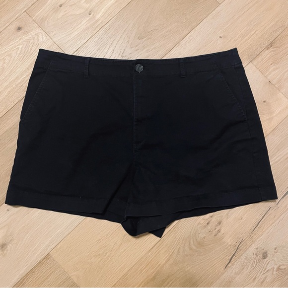 LOFT Black 4” Washed Twill Shorts - Picture 2 of 7